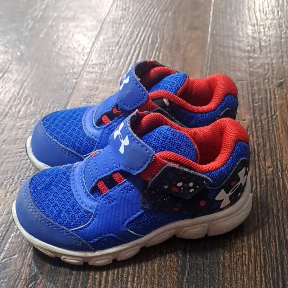 Under Armour Kids Sneakers in Blue and Red
